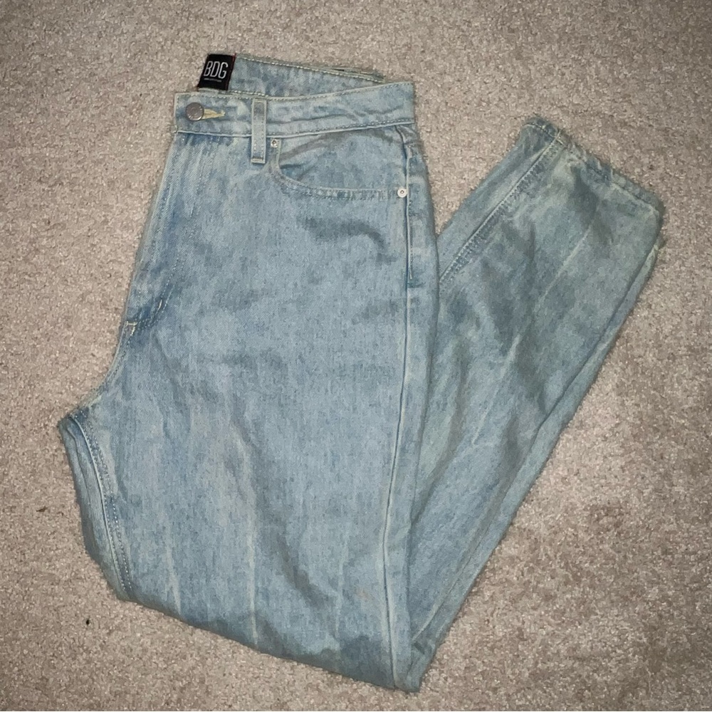 Urban Mom Jeans! Size 30